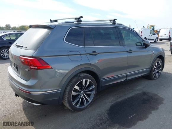 2020 Volkswagen Tiguan SEL Premium R-Line with VIN 3VV4B7AX2LM150484, listed as a IAAI auction lot 40675784 with 37,757 mi miles. Bid and sale history available at carsss.com. Image 4.