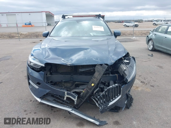 2022 Volvo XC60 Inscription with VIN YV4L12RL9N1086152, listed as a IAAI auction lot 41691323 with 35,055 mi miles and . Bid and sale history available at DreamBid. Image 12.