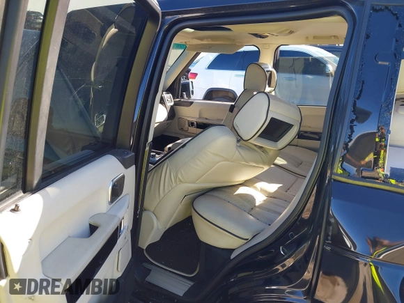 2011 Land Rover Range Rover HSE Lux с VIN SALMF1D42BA331459, выставлен на аукционе IAAI как лот 40887558 с пробегом 174 155 миль миль и . История ставок и продаж доступна на DreamBid. Изображение 8.