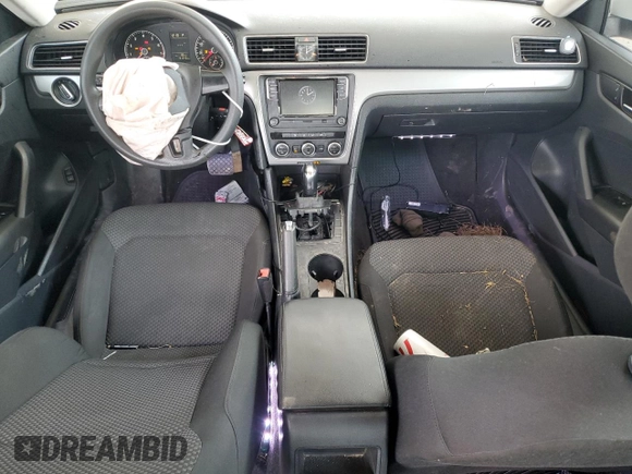 2012 Volkswagen Passat S с VIN 1VWAP7A30CC037230, выставлен на аукционе Copart как лот 62407865 с пробегом 161 242 миль миль и Списание • Salvage title. История ставок и продаж доступна на DreamBid. Изображение 8.