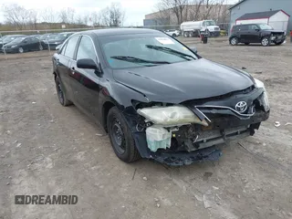 2011 Toyota Camry LE with VIN 4T1BF3EK1BU181281, listed as a IAAI auction lot 42030812 with 275,975 mi miles and . Bid and sale history available at carsss.com. Image 1.