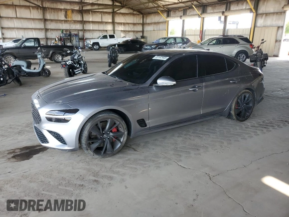 2022 Genesis G70 3.3T z VIN KMTG54TE8NU090398, wystawiony jako Copart lot #55102905 z przebiegiem 30 960 mil mil oraz Szkody całkowita. Historia ofert i sprzedaży dostępna na DreamBid. Obrazek 1.