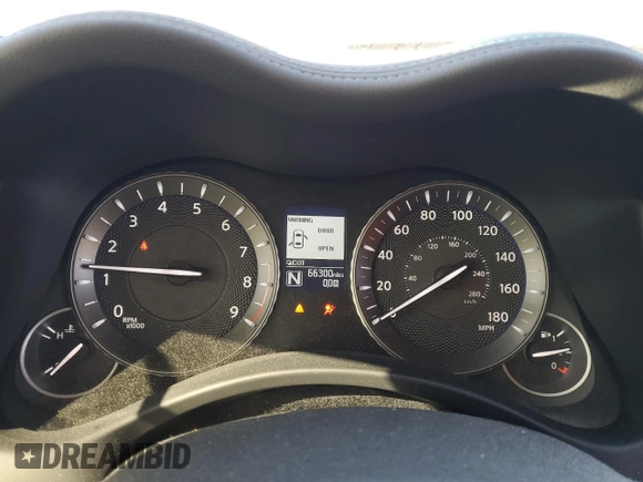 2018 Infiniti Q70 Luxe with VIN JN1BY1PP1JM330463, listed as a Copart auction lot 82692854 with 66,300 mi miles and Salvage title. Bid and sale history available at DreamBid. Image 9.