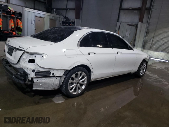 2019 Mercedes-Benz E-Class E 300 with VIN WDDZF4KB8KA548231, listed as a Copart auction lot 45130195 with 47,987 mi miles and Non Repairable. Bid and sale history available at carsss.com. Image 3.