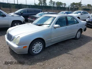 2000 Mercedes-Benz E 320 with VIN WDBJF65J9YB129649, listed as a IAAI auction lot 42020958 with 192,622 mi miles and . Bid and sale history available at DreamBid. Image 17.