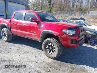 2016 Toyota Tacoma SR with VIN 5TFCZ5AN4GX001602, listed as a IAAI auction lot 41881203 with 139,818 mi miles. Bid and sale history available at carsss.com. Image 1.