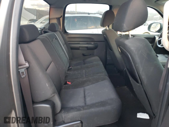 2013 Chevrolet Silverado 1500 LT with VIN 3GCPCSEA9DG232102, listed as a Copart auction lot 84402554 with 226,561 mi miles and Clean Title. Bid and sale history available at DreamBid. Image 10.