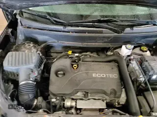 2020 Chevrolet Equinox LT with VIN 2GNAXJEVXL6181931, listed as a Copart auction lot 68443455 with 108,540 mi miles and Salvage title. Bid and sale history available at DreamBid. Image 17.