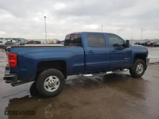 2018 Chevrolet Silverado 2500HD LT with VIN 1GC1KVEG5JF239690, listed as a Copart auction lot 87815975 with 274,369 mi miles and Salvage Title. Bid and sale history available at carsss.com. Image 3.