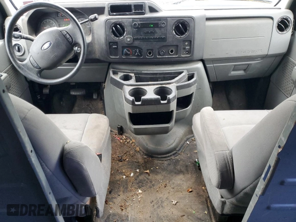 2013 Ford Econoline Cargo Commercial z VIN 1FTNE2EW3DDA46372, wystawiony jako Copart lot #56688045 z przebiegiem 169 285 mil mil oraz Czysty tytuł • Clean title. Historia ofert i sprzedaży dostępna na DreamBid. Obrazek 8.