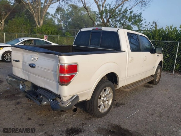 2011 Ford F-150 XLT with VIN 1FTFW1CT9BFB17418, listed as a IAAI auction lot 41485170 with 165,055 mi miles. Bid and sale history available at carsss.com. Image 4.