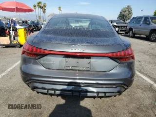 2023 Audi e-tron GT Premium Plus z VIN WAUFJBFW2P7005195, wystawiony jako Copart lot #65416414 z przebiegiem 6499 mil mil oraz Szkody całkowita. Historia ofert i sprzedaży dostępna na DreamBid. Obrazek 6.