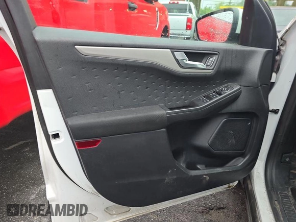 2020 Ford Escape SE with VIN 1FMCU9G61LUB45072, listed as a IAAI auction lot 42737664 with 75,428 mi miles and . Bid and sale history available at DreamBid. Image 1.