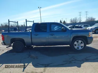 2008 Chevrolet Silverado 1500 1LT with VIN 3GCEC13058G241848, listed as a IAAI auction lot 41666528 with 192,032 mi miles and . Bid and sale history available at DreamBid. Image 13.