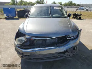 2022 Volkswagen Tiguan SE with VIN 3VV3B7AX8NM095733, listed as a Copart auction lot 50106095 with 18,368 mi miles and Salvage Title. Bid and sale history available at carsss.com. Image 5.
