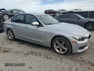 2014 BMW 3 Series 320i z VIN WBA3B1C51EP680412, wystawiony jako Copart lot #63587815 z przebiegiem 88 097 mil mil oraz Czysty tytuł • Clean title. Historia ofert i sprzedaży dostępna na DreamBid. Obrazek 4.