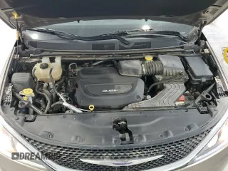 2017 Chrysler Pacifica Touring L with VIN 2C4RC1BG2HR752220, listed as a Copart auction lot 52974835 with 152,239 mi miles and Salvage Title. Bid and sale history available at DreamBid. Image 13.