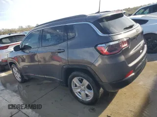 2022 Jeep Compass Altitude with VIN 3C4NJCBB3NT229852, listed as a Copart auction lot 78921104 with 49,618 mi miles and Salvage title. Bid and sale history available at DreamBid. Image 2.