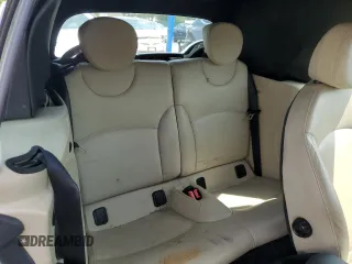 2012 MINI Convertible S с VIN WMWZP3C57CT249682, выставлен на аукционе Copart как лот 60535295 с пробегом 135 298 миль миль и Чистый • Clean title. История ставок и продаж доступна на DreamBid. Изображение 10.