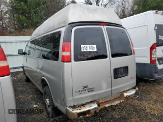 2007 GMC Savana with VIN 1GJHG39U171144563, listed as a Copart auction lot 51877785 with 48,050 mi miles and Clean Title. Bid and sale history available at carsss.com. Image 3.