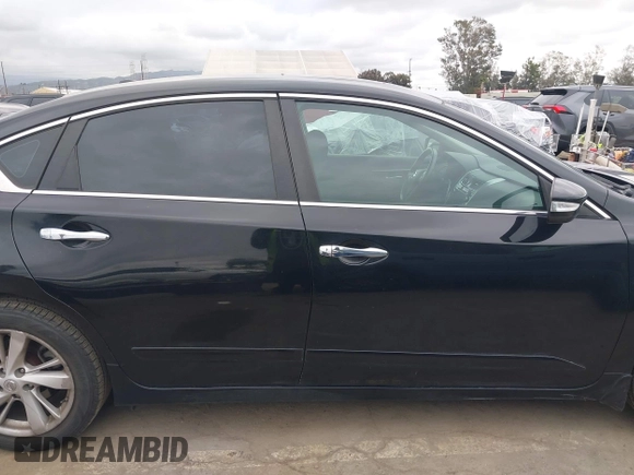 2014 Nissan Altima SV with VIN 1N4AL3AP4EC299772, listed as a IAAI auction lot 42054810 with 134,374 mi miles and . Bid and sale history available at DreamBid. Image 14.