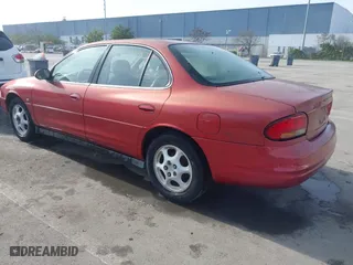 1999 Oldsmobile Intrigue GL with VIN 1G3WS52H1XF363368, listed as a IAAI auction lot 41611295 with 83,232 mi miles. Bid and sale history available at carsss.com. Image 3.