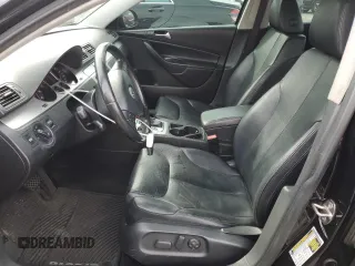 2009 Volkswagen Passat Komfort z VIN WVWJK73C29P033986, wystawiony jako Copart lot #47779315 z przebiegiem 173 439 mil mil oraz Szkoda całkowita • Salvage title. Historia ofert i sprzedaży dostępna na DreamBid. Obrazek 7.