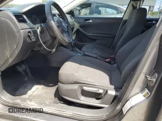 2013 Volkswagen Jetta S с VIN 3VW2K7AJ5DM216333, выставлен на аукционе Copart как лот 54557705 с пробегом 173 229 миль миль и Списание • Salvage title. История ставок и продаж доступна на DreamBid. Изображение 7.