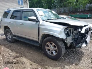 2022 Toyota 4Runner SR5 with VIN JTEMU5JR0N6000953, listed as a IAAI auction lot 42550206 with 73,088 mi miles and . Bid and sale history available at DreamBid. Image 1.