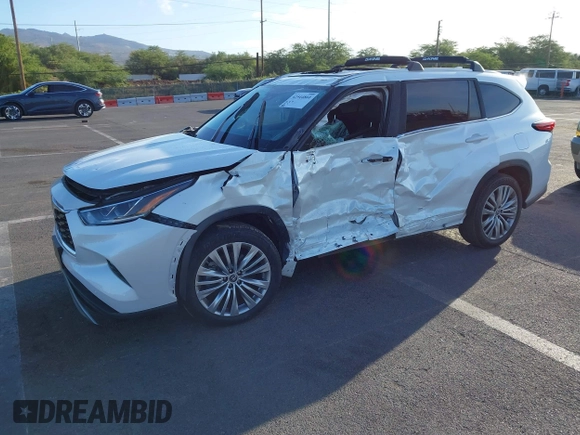2023 Toyota Highlander L with VIN 5TDKDRAH8PS009638, listed as a IAAI auction lot 42544860 with Not provided miles and . Bid and sale history available at DreamBid. Image 18.
