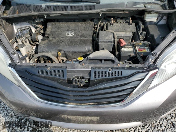 2011 Toyota Sienna LE AAS with VIN 5TDKK3DC0BS069554, listed as a Copart auction lot 60604095 with 188,997 mi miles and Clean title. Bid and sale history available at DreamBid. Image 12.
