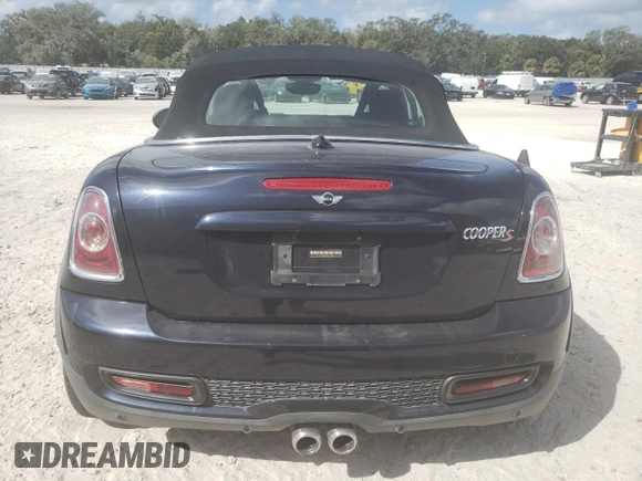 2012 MINI Roadster S z VIN WMWSY3C52CT144319, wystawiony jako Copart lot #78349654 z przebiegiem Nie podano mil oraz Szkoda całkowita • Salvage title. Historia ofert i sprzedaży dostępna na DreamBid. Obrazek 6.