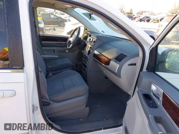 2010 Chrysler Town & Country Touring with VIN 2A4RR5D18AR310587, listed as a IAAI auction lot 41223813 with 144,626 mi miles. Bid and sale history available at carsss.com. Image 5.