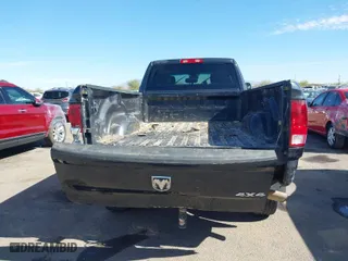 2018 Ram 2500 Tradesman with VIN 3C6UR5HJ9JG239875, listed as a IAAI auction lot 41513451 with 82,075 mi miles. Bid and sale history available at carsss.com. Image 17.