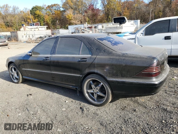 2003 Mercedes-Benz S-Class 5.0L with VIN WDBNG75J13A343070, listed as a Copart auction lot 77412604 with 154,533 mi miles and Salvage Title. Bid and sale history available at carsss.com. Image 2.