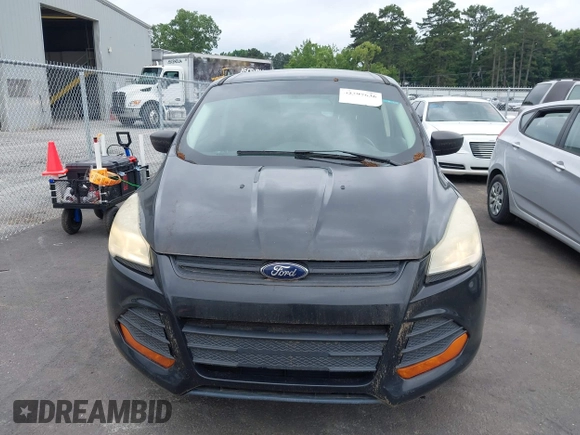 2014 Ford Escape S с VIN 1FMCU0F7XEUC01325, выставлен на аукционе IAAI как лот 42397636 с пробегом 194 949 миль миль и . История ставок и продаж доступна на DreamBid. Изображение 6.
