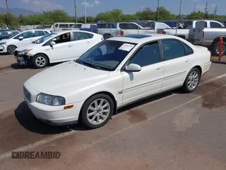 2003 Volvo S80 with VIN YV1TS91Z531313059, listed as a IAAI auction lot 41581225 with 127,946 mi miles. Bid and sale history available at carsss.com. Image 2.