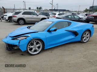 2021 Chevrolet Corvette 2LT with VIN 1G1YB2D48M5122614, listed as a Copart auction lot 55322505 with 14,736 mi miles and Salvage Title. Bid and sale history available at carsss.com. Image 1.