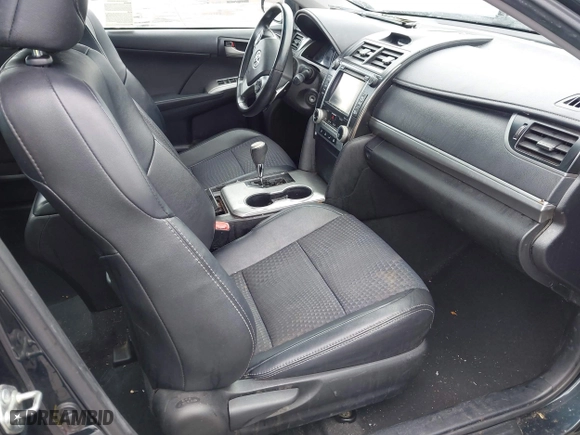 2014 Toyota Camry L with VIN 4T1BF1FKXEU385715, listed as a IAAI auction lot 41924726 with 187,486 mi miles. Bid and sale history available at carsss.com. Image 5.
