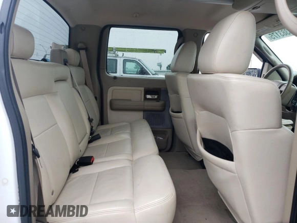 2004 Ford F-150 XLT z VIN 1FTPW12534FA22444, wystawiony jako Copart lot #58383175 z przebiegiem 150 450 mil mil oraz Szkoda całkowita • Salvage title. Historia ofert i sprzedaży dostępna na DreamBid. Obrazek 10.