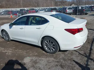 2018 Acura TLX w/Technology Pkg with VIN 19UUB1F59JA001116, listed as a IAAI auction lot 41747984 with 105,091 mi miles. Bid and sale history available at carsss.com. Image 3.