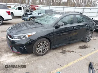 2024 Kia Forte GT-Line with VIN 3KPF54AD8RE756085, listed as a IAAI auction lot 40882987 with 7,260 mi miles and . Bid and sale history available at carsss.com. Image 2.