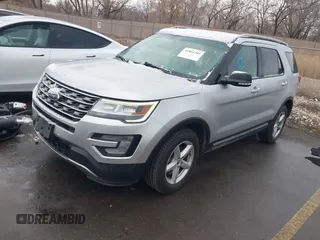 2017 Ford Explorer XLT with VIN 1FM5K8D81HGA60043, listed as a IAAI auction lot 41801281 with 88,568 mi miles and . Bid and sale history available at carsss.com. Image 18.