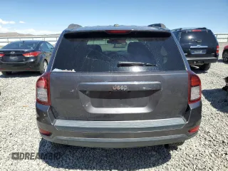 2016 Jeep Compass Sport с VIN 1C4NJDBB5GD798992, выставлен на аукционе Copart как лот 61777825 с пробегом 107 541 миль миль и Списание • Salvage title. История ставок и продаж доступна на DreamBid. Изображение 6.