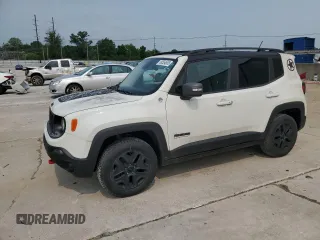 2017 Jeep Renegade Trailhawk with VIN ZACCJBCBXHPF67048, listed as a Copart auction lot 58554655 with 98,301 mi miles and Salvage title. Bid and sale history available at DreamBid. Image 1.