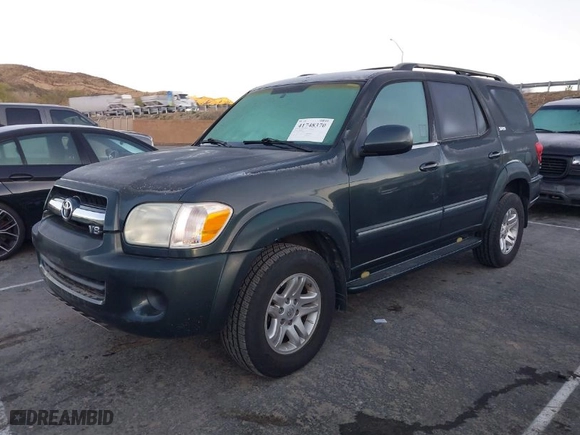 2006 Toyota Sequoia SR5 with VIN 5TDZT34A66S268737, listed as a IAAI auction lot 41748370 with 135,796 mi miles. Bid and sale history available at carsss.com. Image 2.