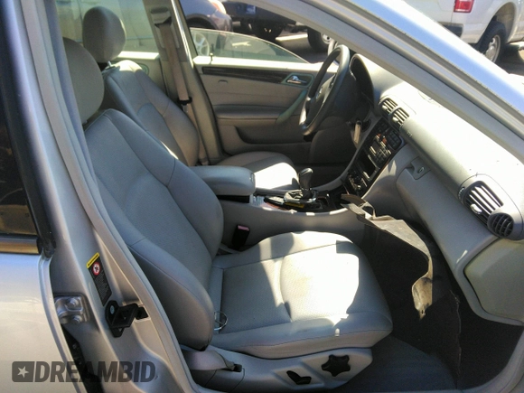 2002 Mercedes-Benz C with VIN WDBRF61J12F251513, listed as a IAAI auction lot 41889136 with 24,707 mi miles and . Bid and sale history available at carsss.com. Image 5.