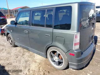 2006 Scion xB with VIN JTLKT334164040819, listed as a IAAI auction lot 41596038 with 187,508 mi miles. Bid and sale history available at carsss.com. Image 3.