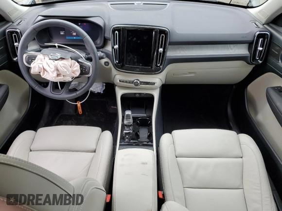 2024 Volvo XC40 с VIN YV4L12UF0R2313942, выставлен на аукционе Copart как лот 73662794 с пробегом Не указан миль и Списание • Salvage title. История ставок и продаж доступна на DreamBid. Изображение 8.