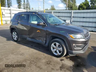 2019 Jeep Compass Latitude with VIN 3C4NJCBB5KT699408, listed as a Copart auction lot 53123705 with 25,403 mi miles and Salvage title. Bid and sale history available at DreamBid. Image 4.